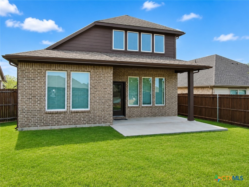 main property photo 11