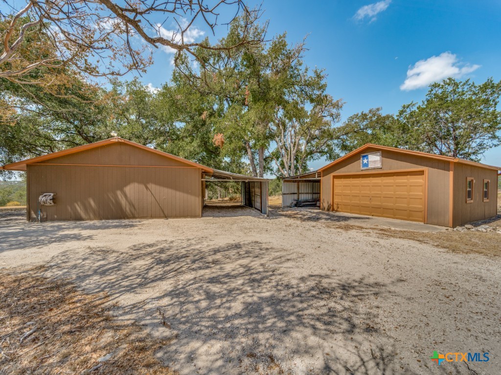 main property photo 22