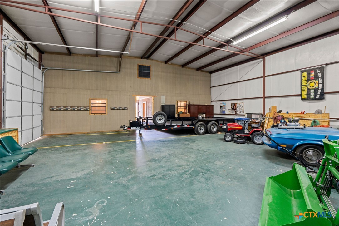 main property photo 19