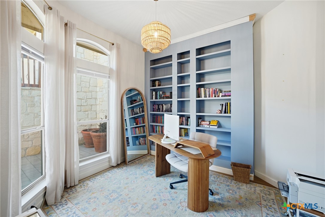 main property photo 14