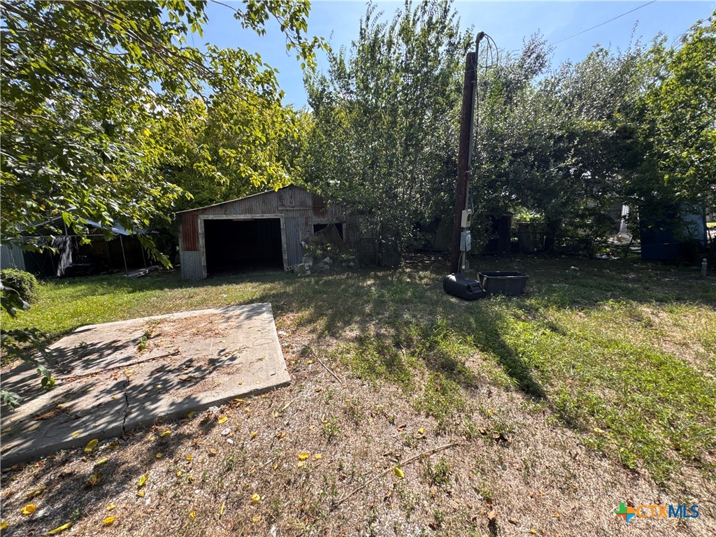 main property photo 9