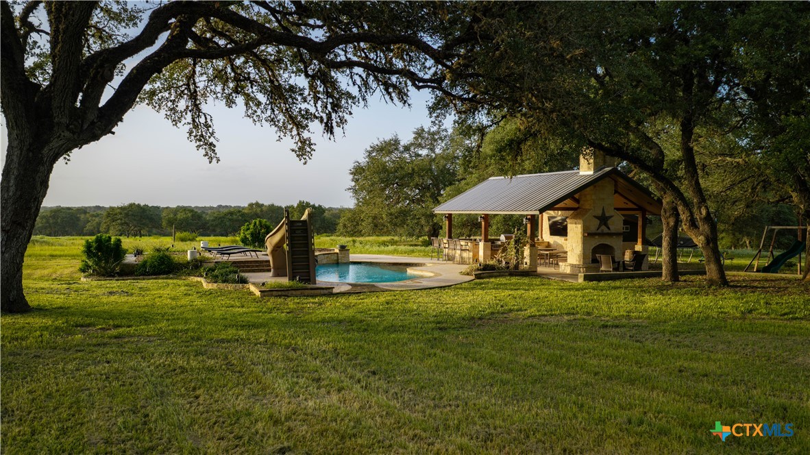 main property photo 21