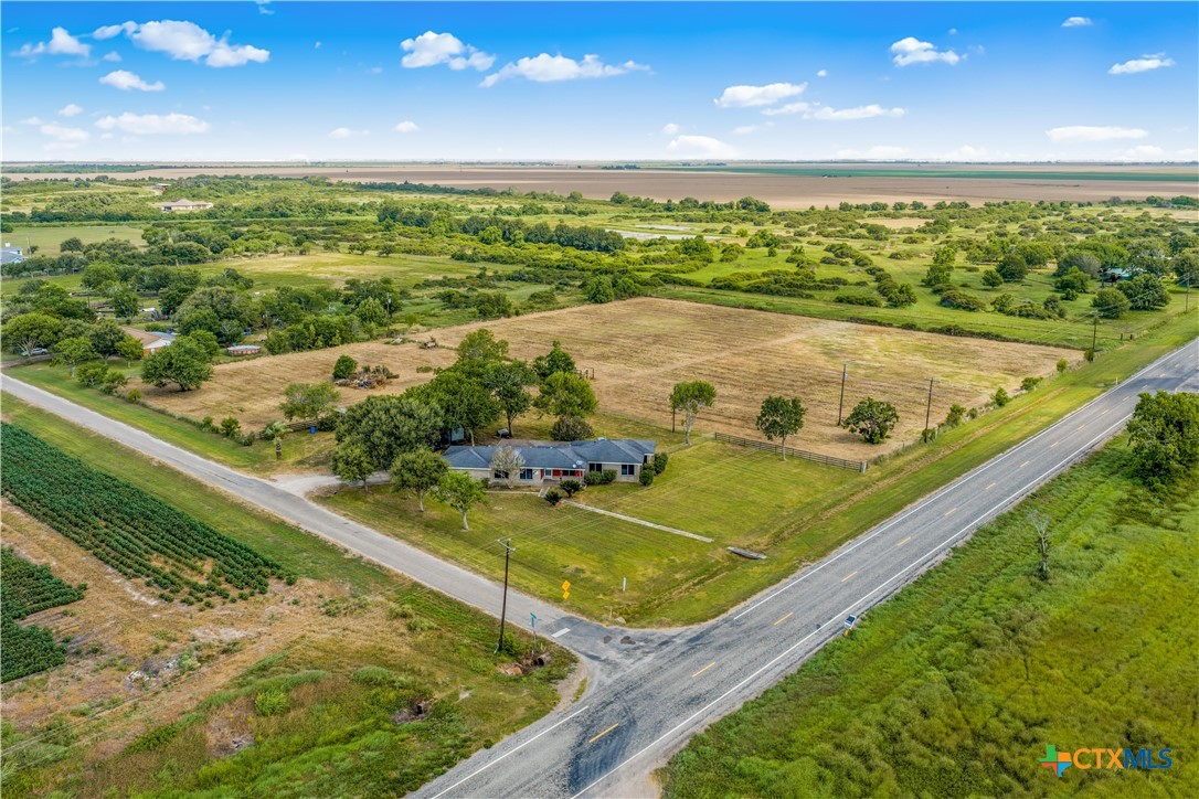 main property photo 10