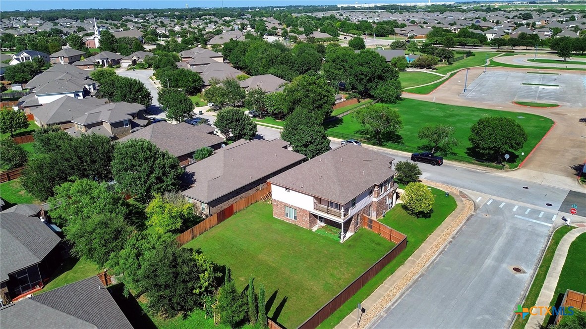 main property photo 16