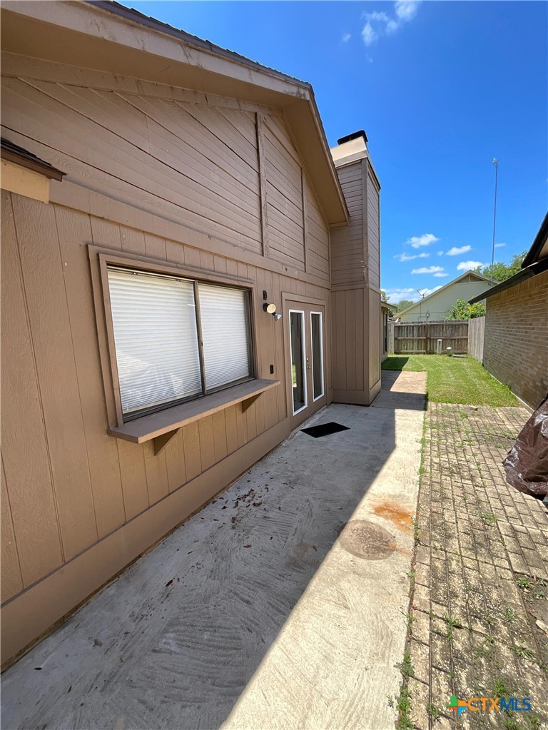 main property photo 21