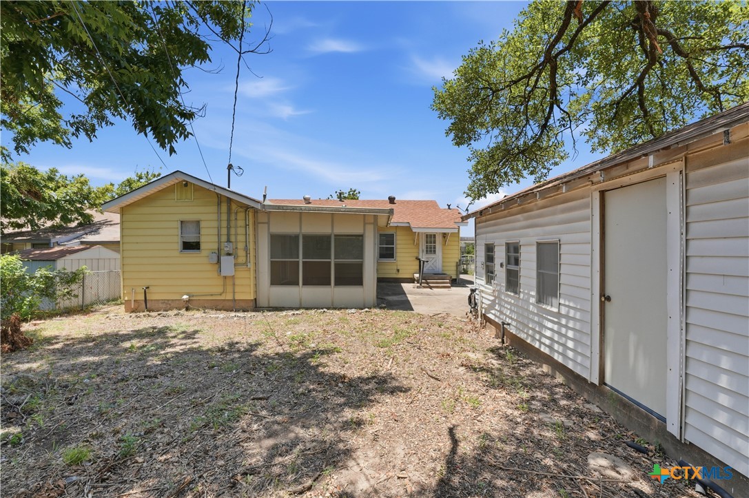 main property photo 29