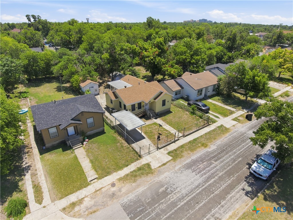 main property photo 31