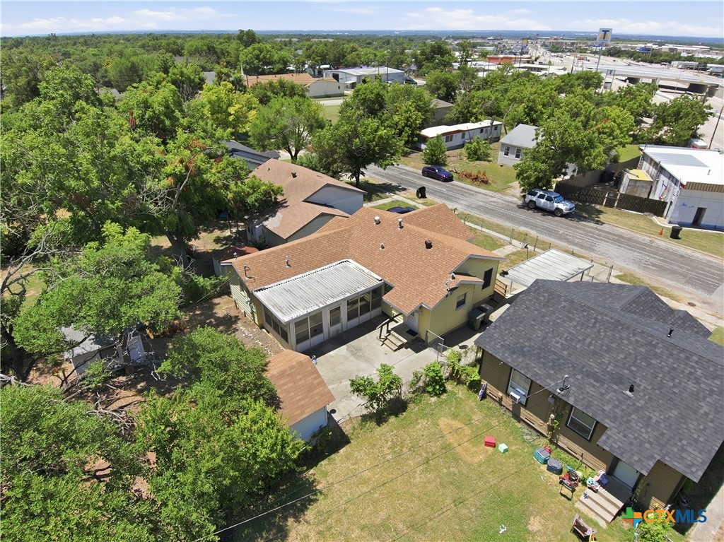 main property photo 32
