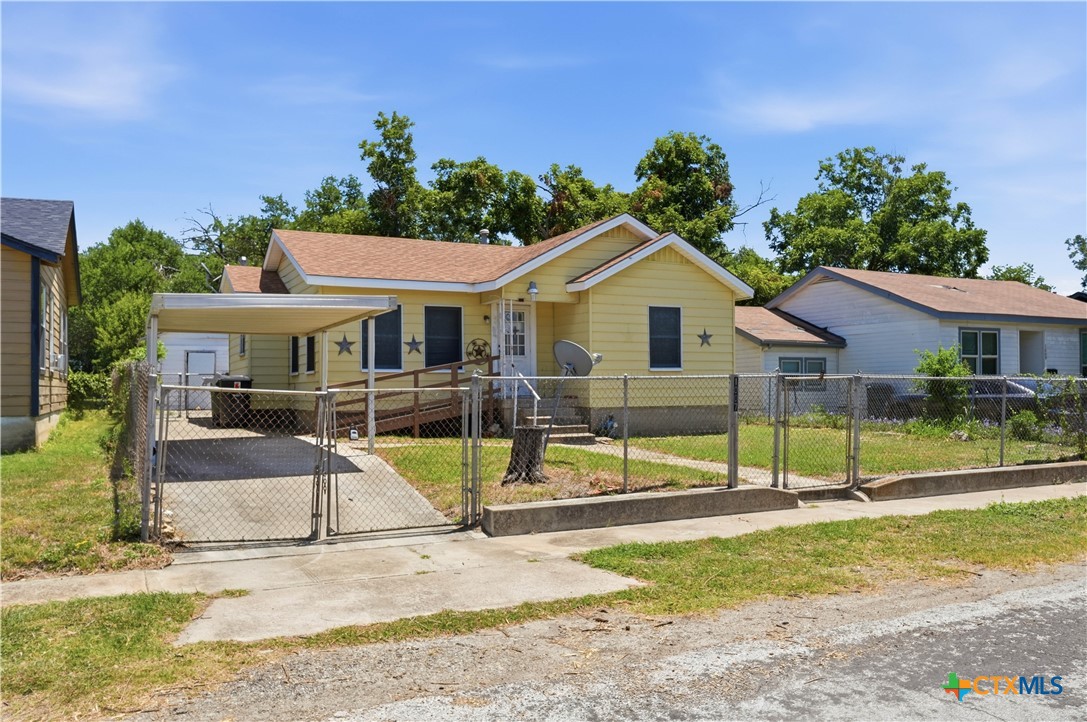 main property photo 4