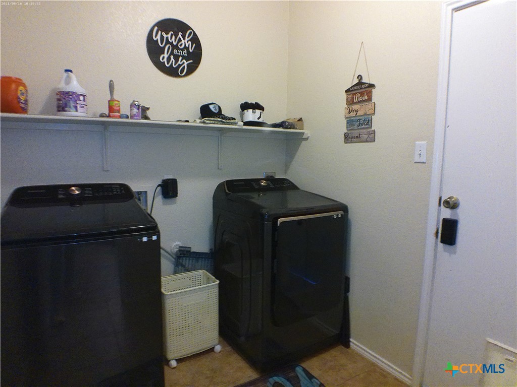 main property photo 12