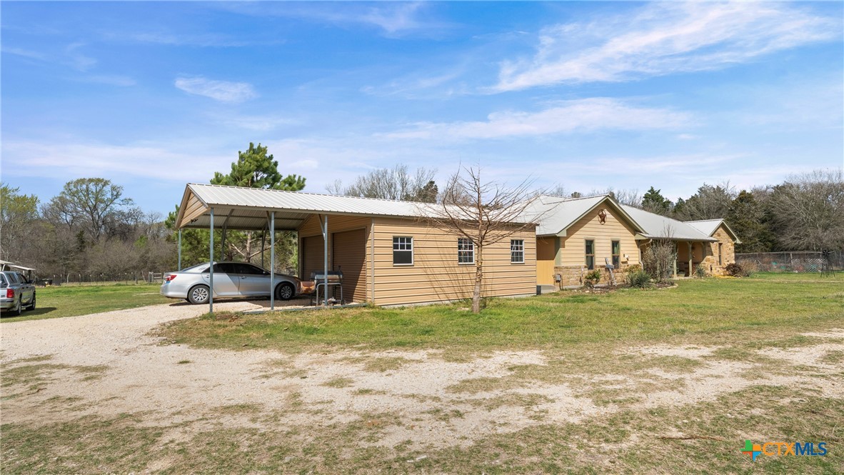 main property photo 11