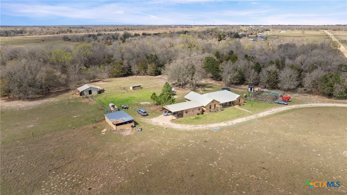 main property photo 40