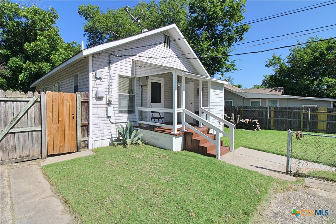 main property photo 23