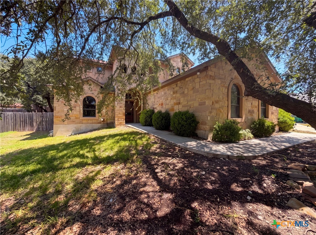 main property photo 0