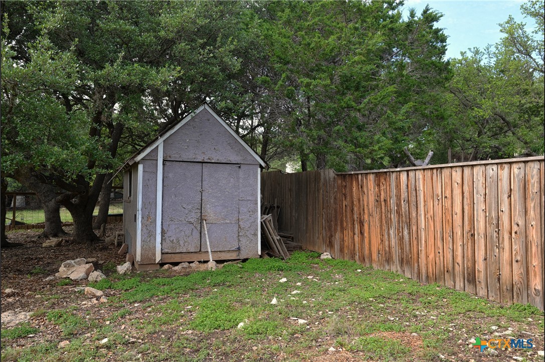 main property photo 38
