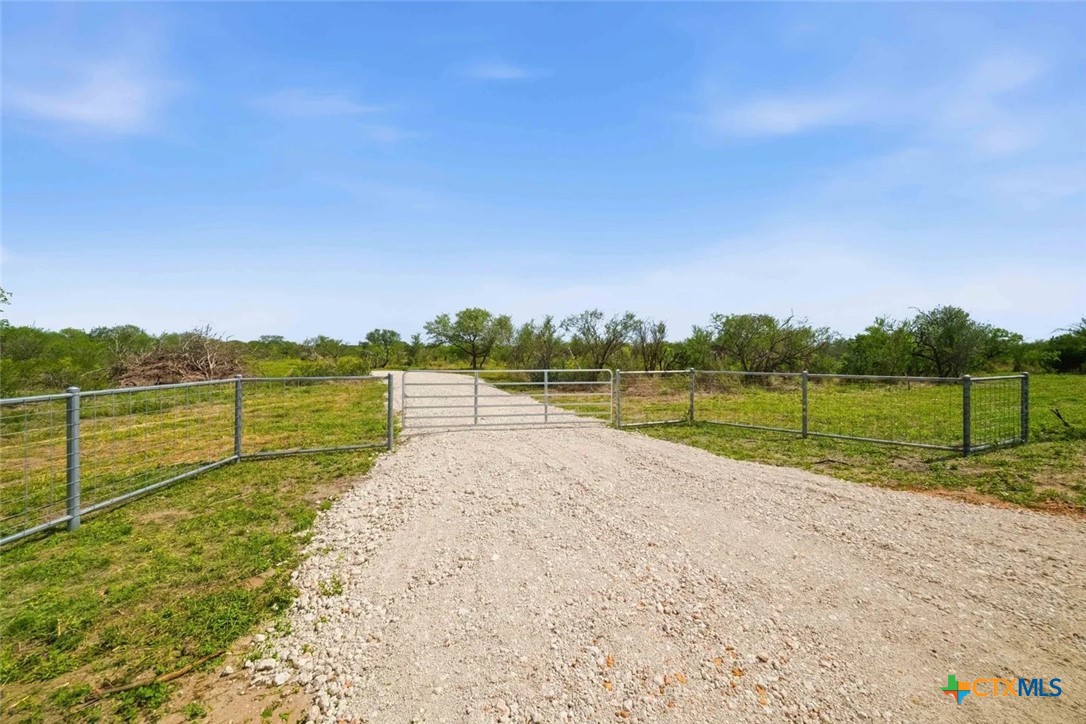main property photo 6