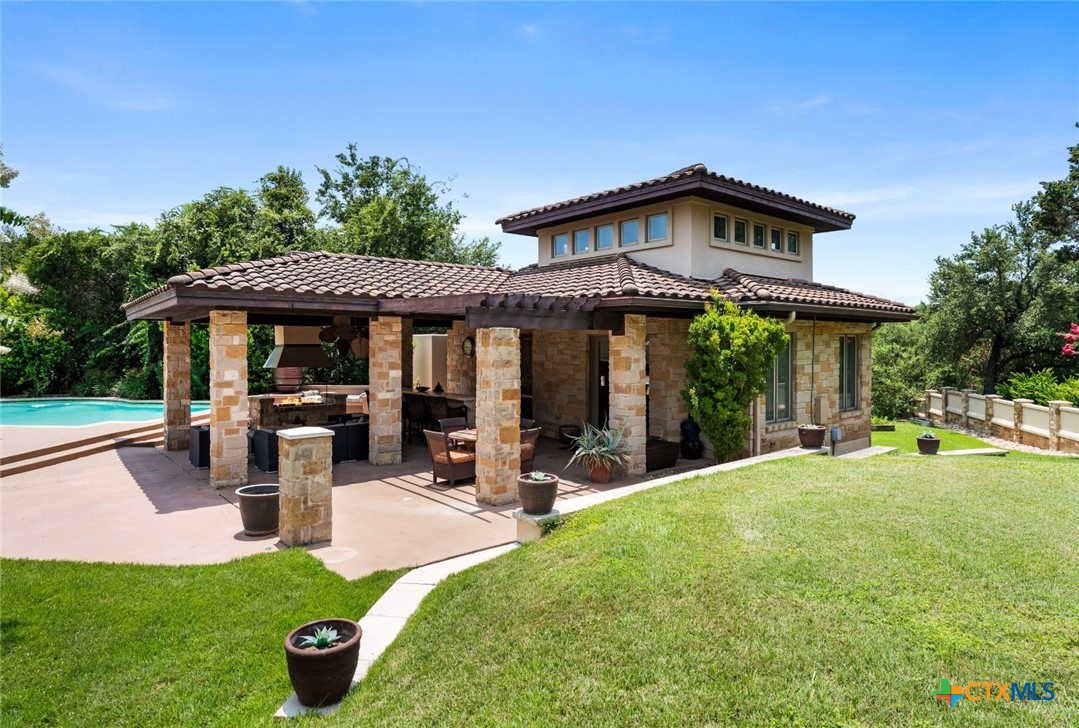 main property photo 29