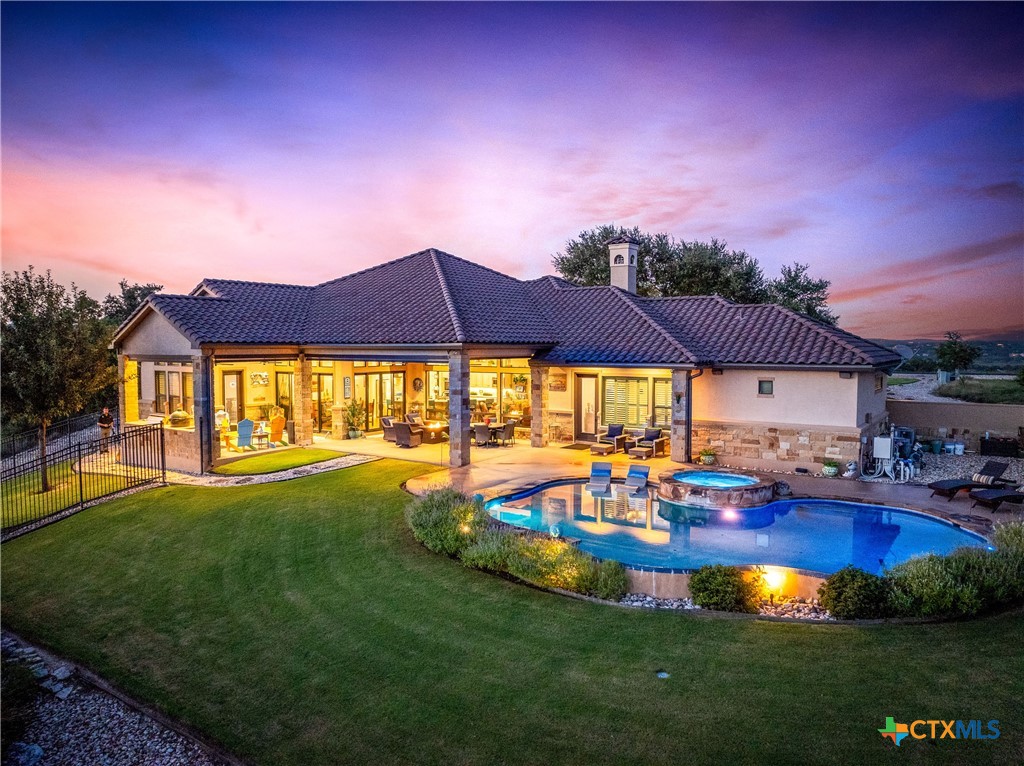main property photo 18