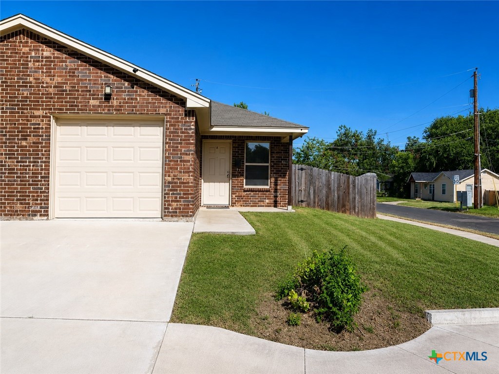 main property photo 0