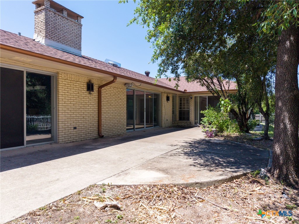 main property photo 36