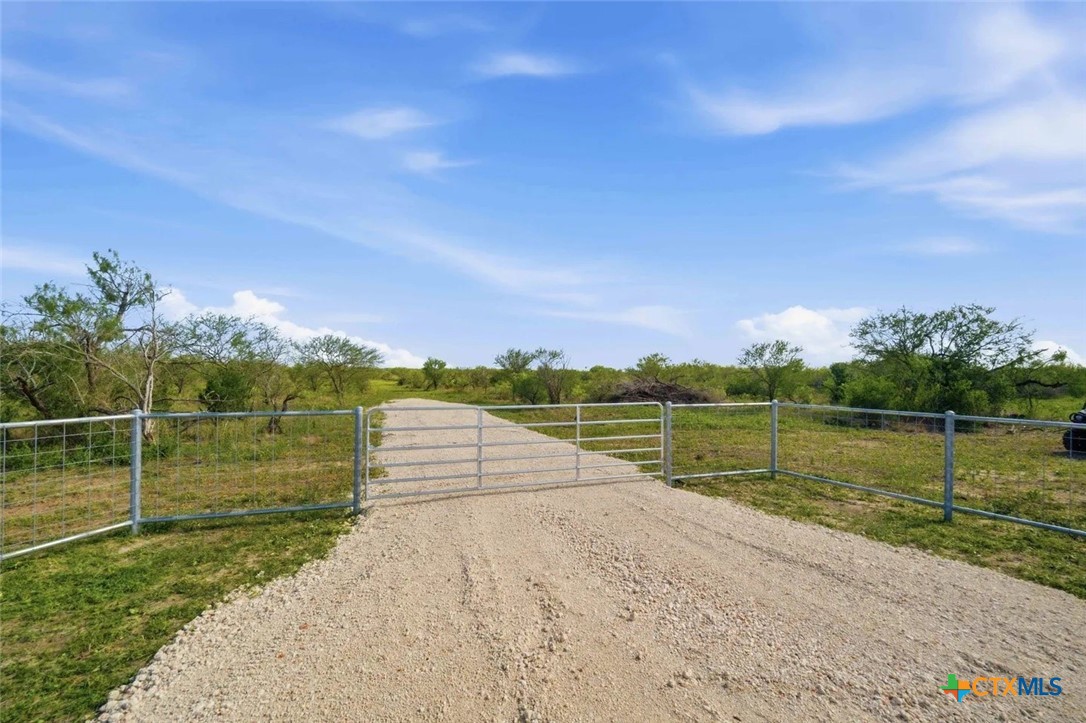 main property photo 6