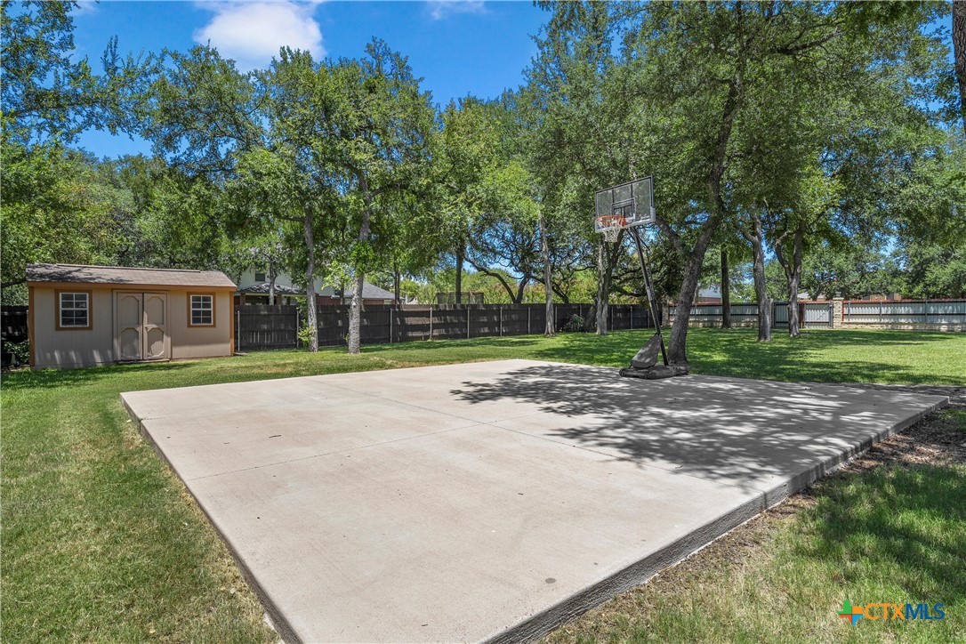 main property photo 33