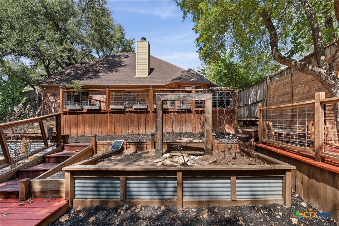 main property photo 36