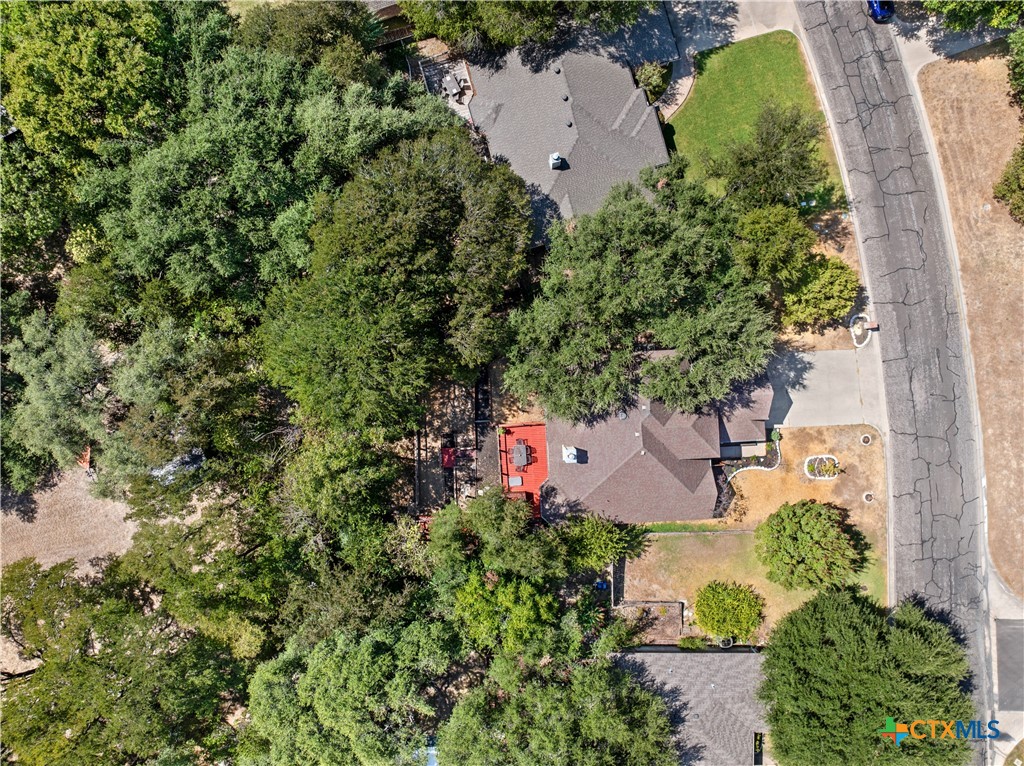 main property photo 41