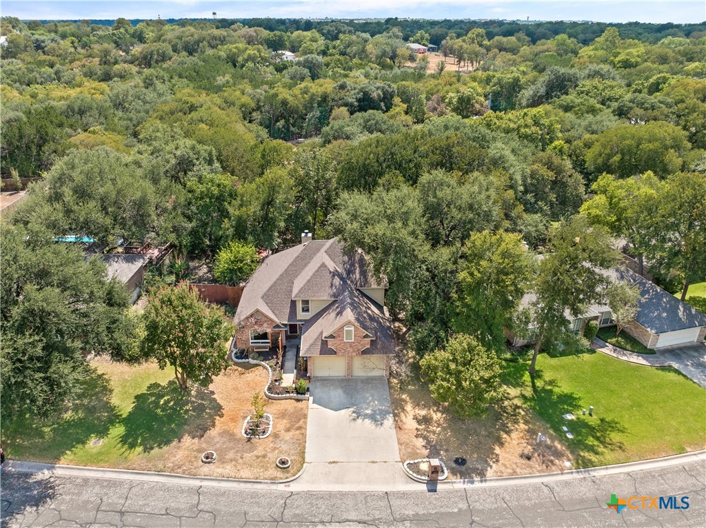 main property photo 45