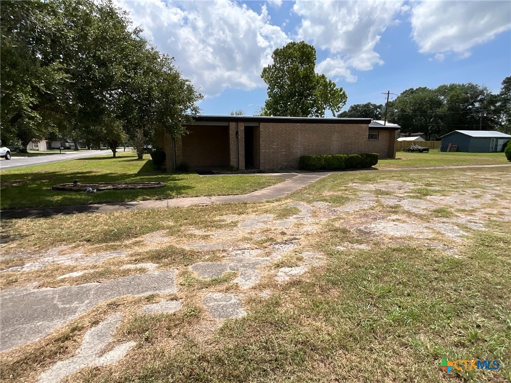 main property photo 44
