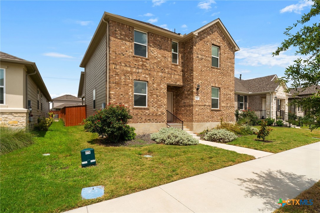main property photo 4