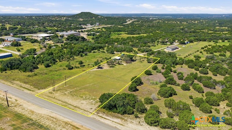 main property photo 5