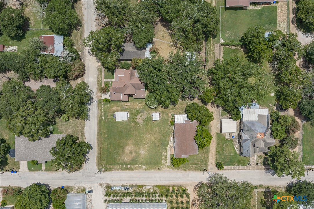 main property photo 36