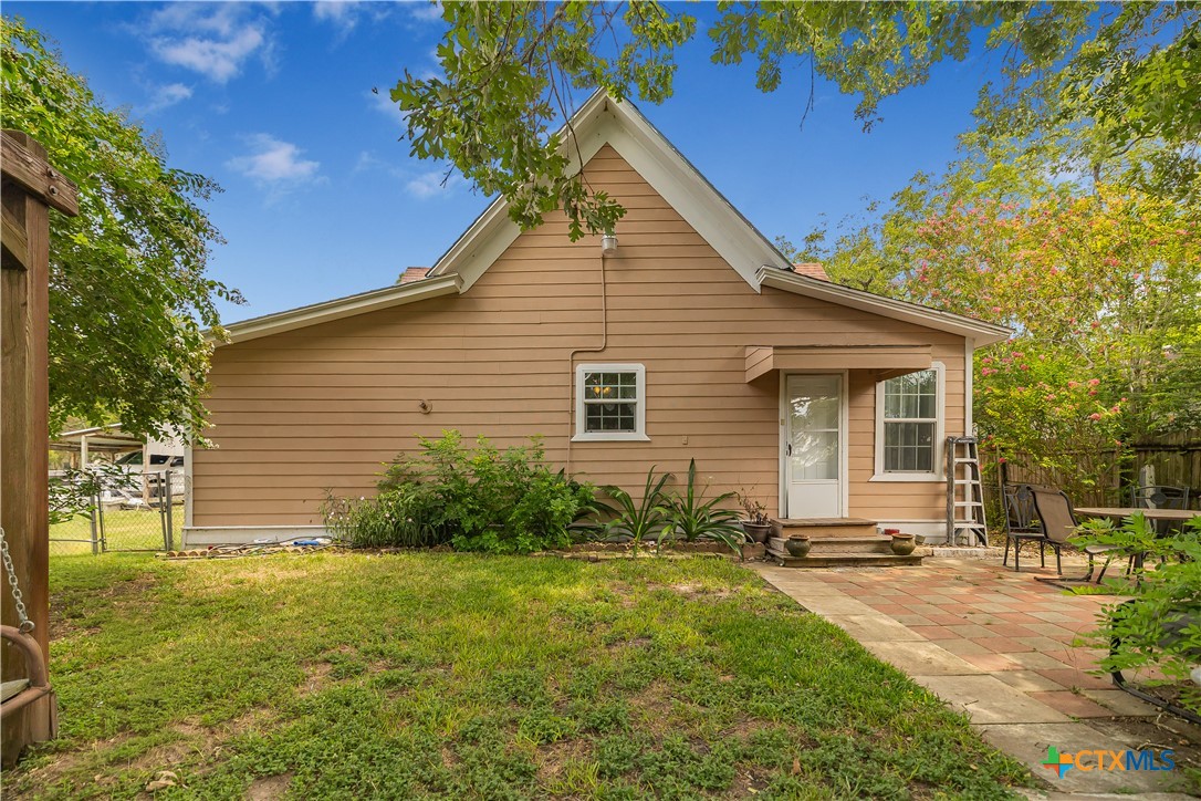 main property photo 4