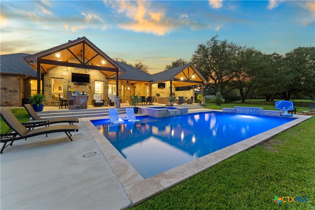 main property photo 46