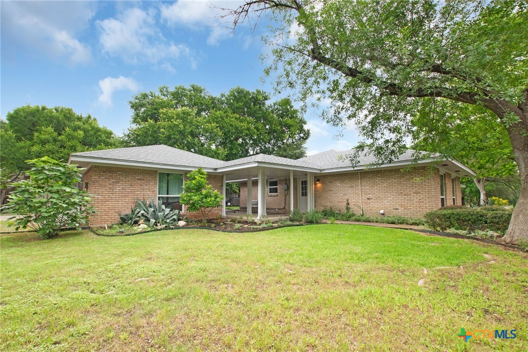 main property photo 9