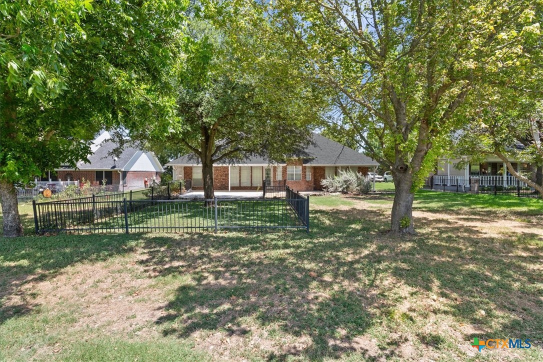 main property photo 41