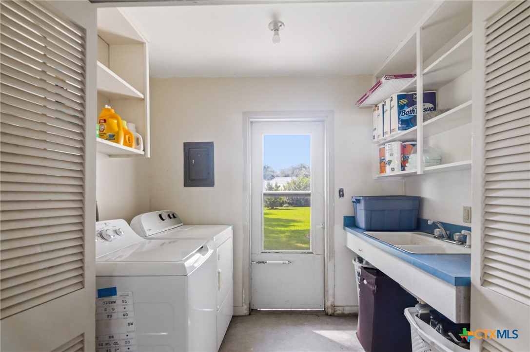 main property photo 27