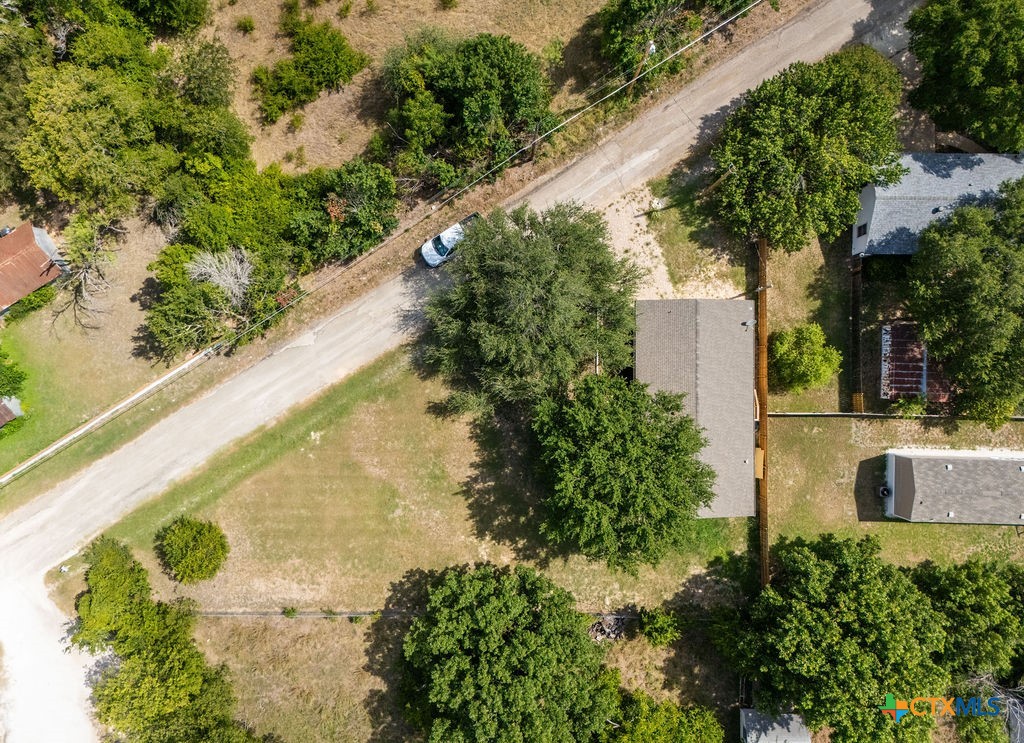 main property photo 16