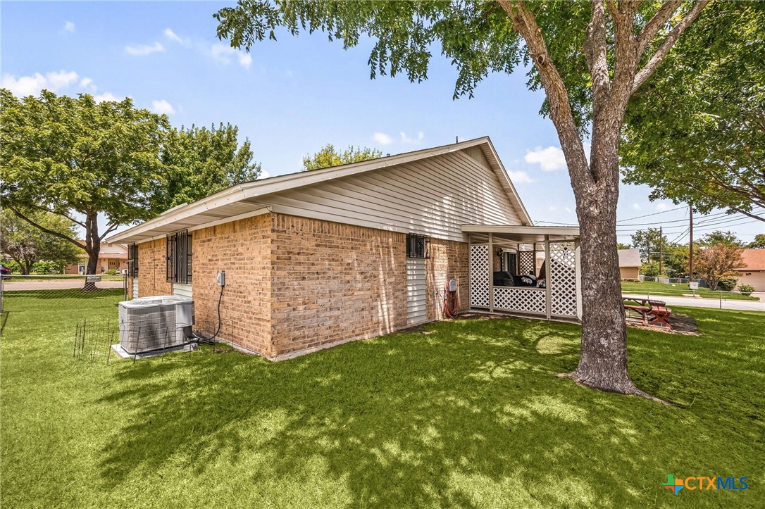 main property photo 26