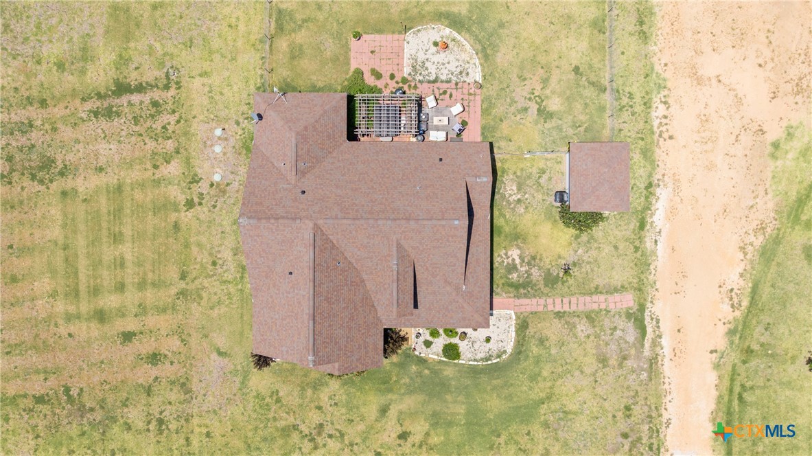 main property photo 41