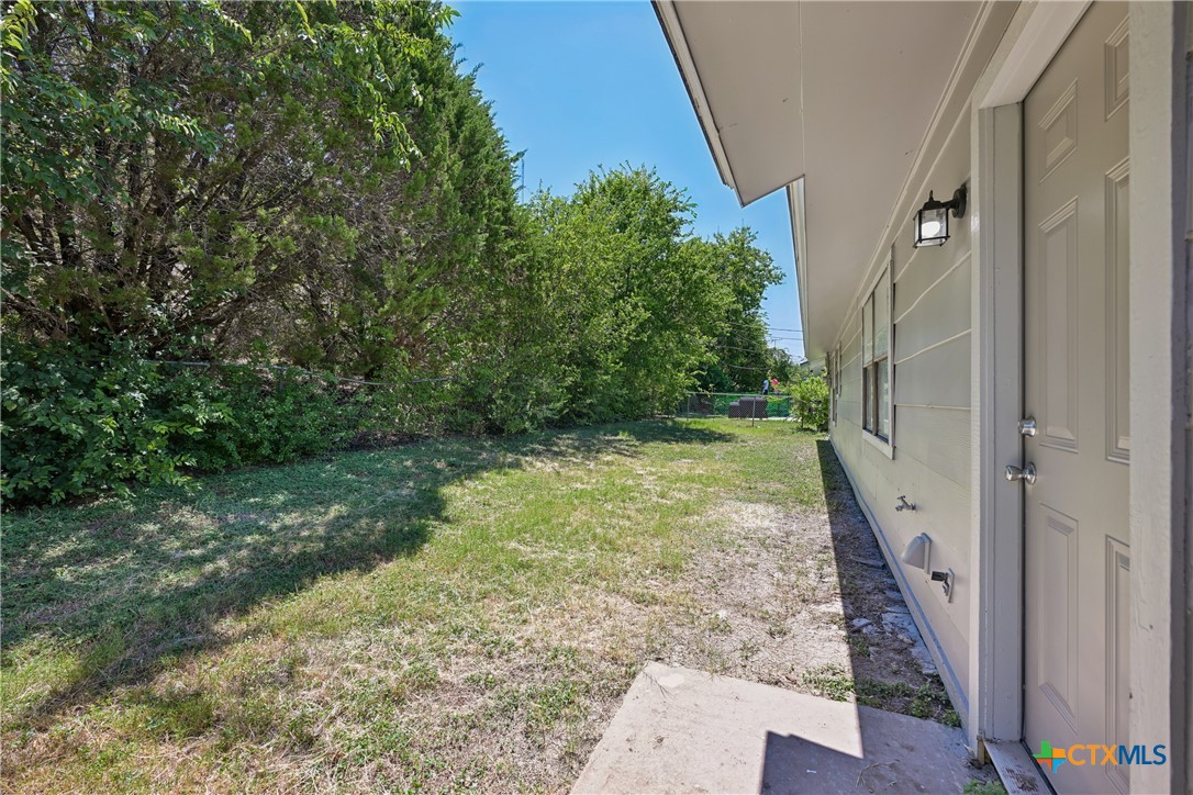 main property photo 29