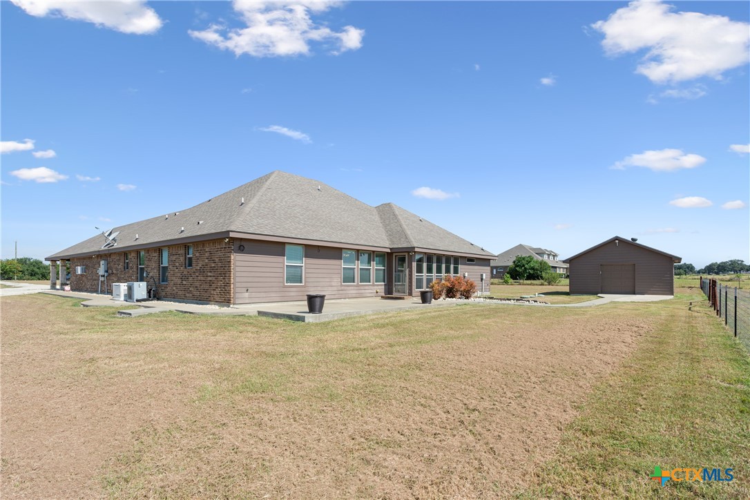 main property photo 41