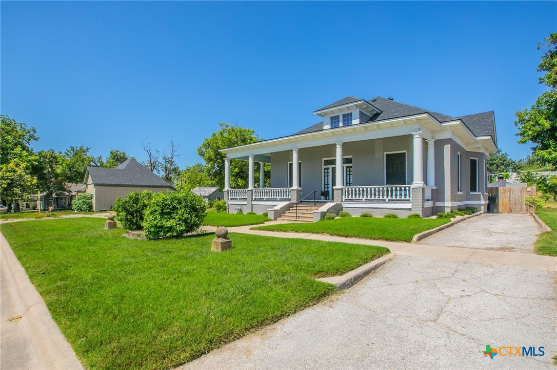 main property photo 1