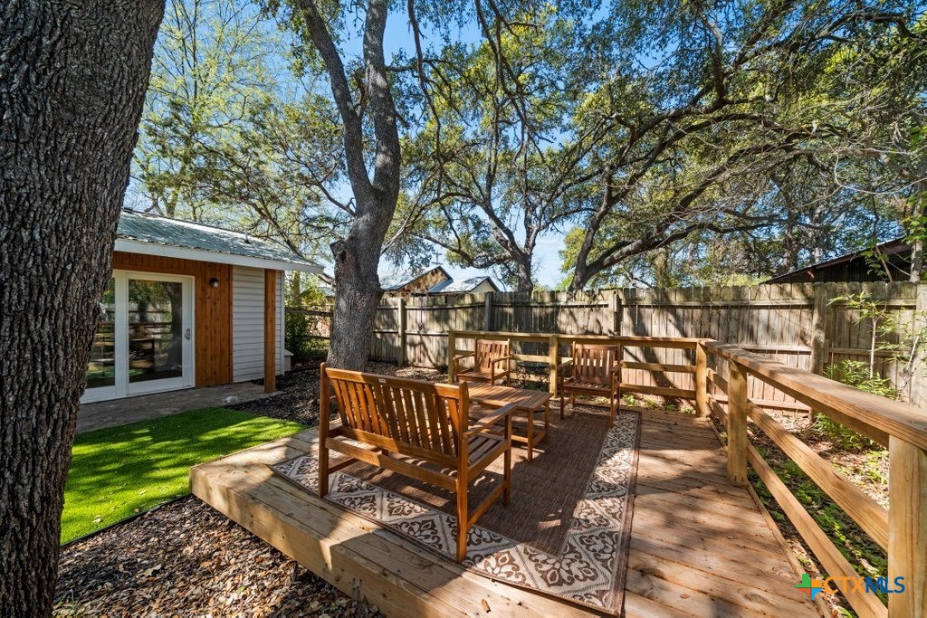 main property photo 15