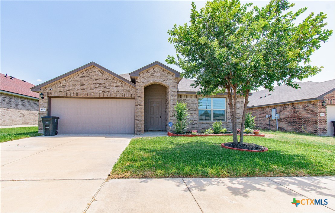 main property photo 0