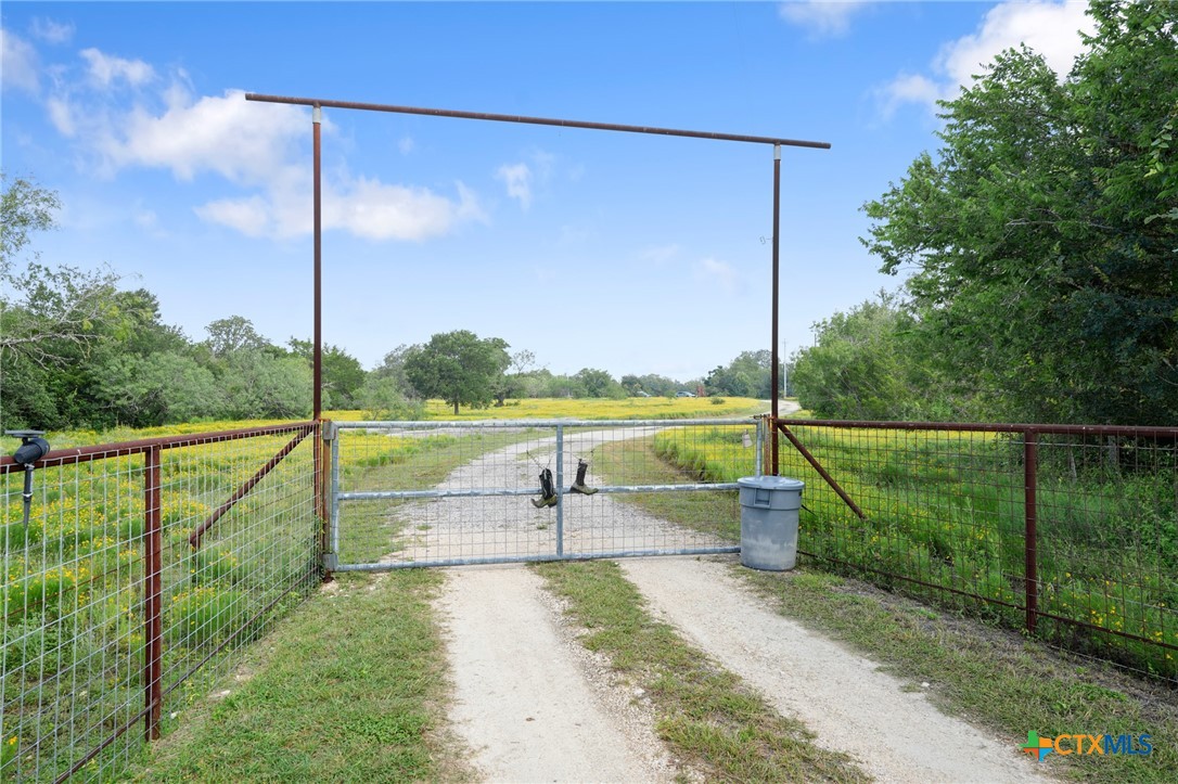 main property photo 37