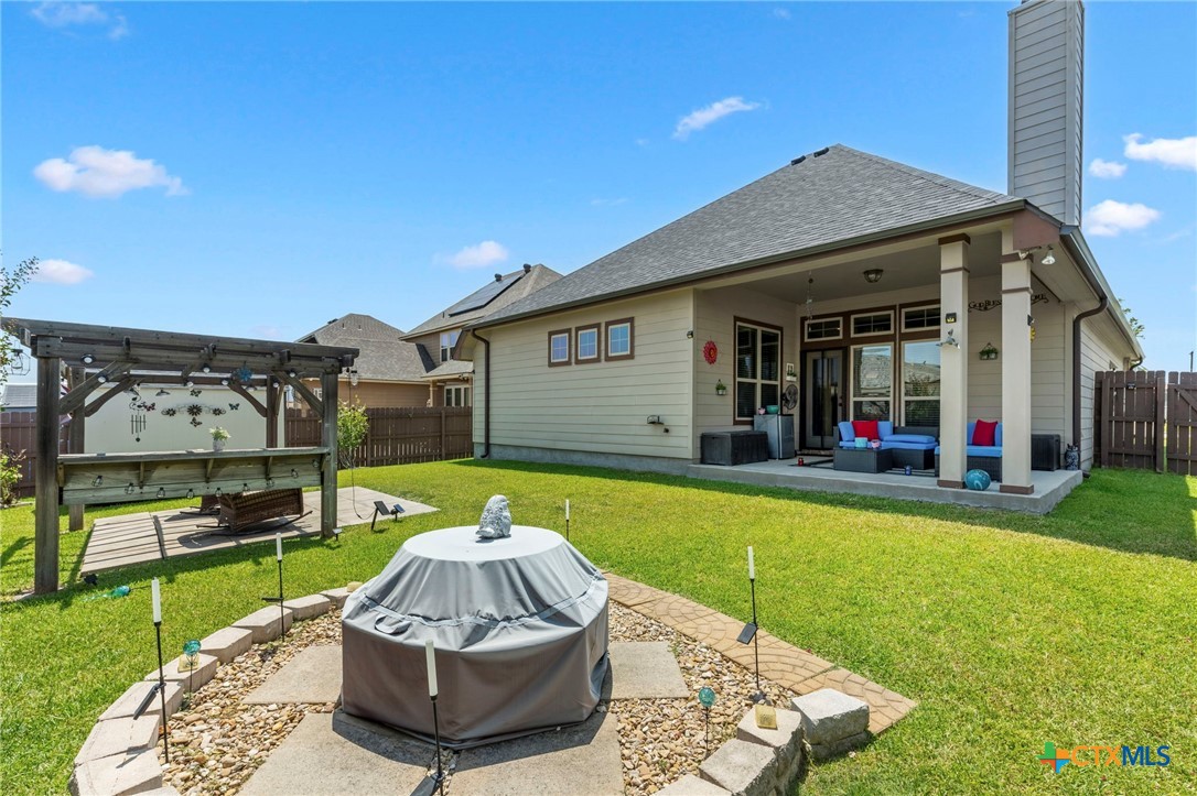 main property photo 23