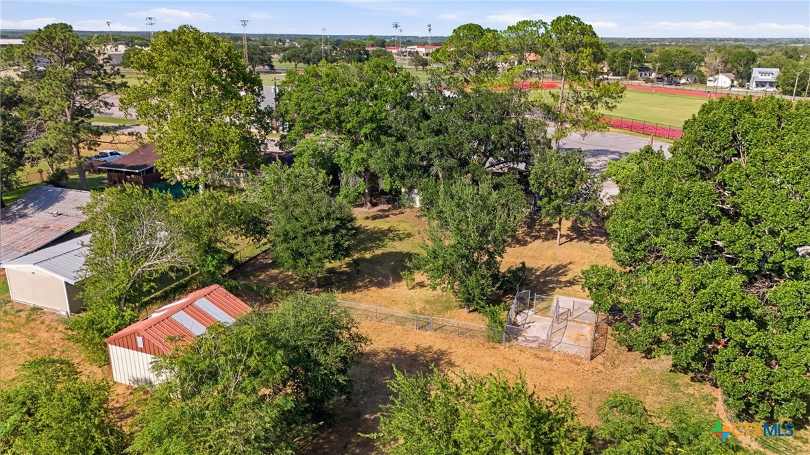 main property photo 33