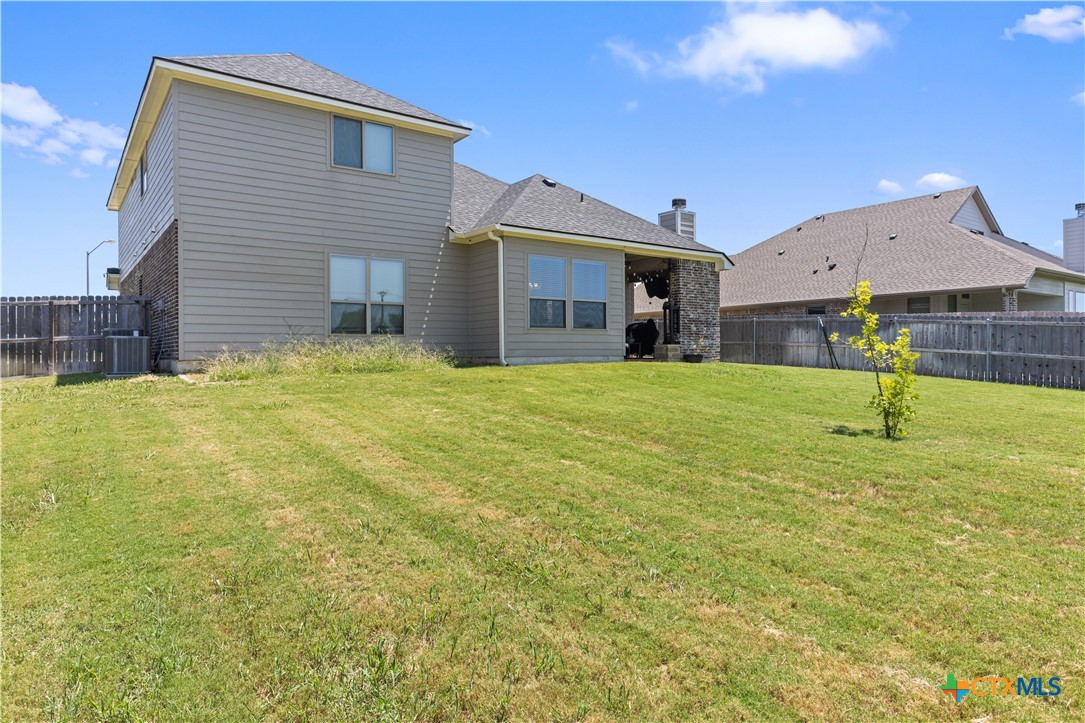 main property photo 29